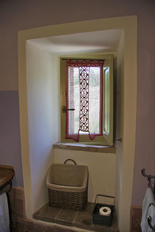 TavoletoPoggio Dei Prugnoli住宿加早餐旅馆 外观 照片